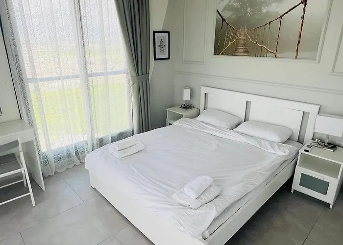 アパート Helena &